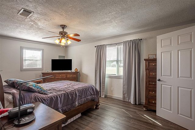 1630 Fm 365, Nome, TX 77629