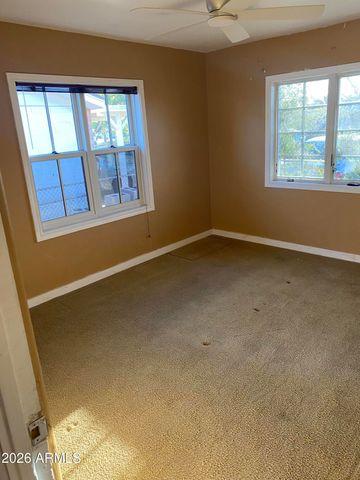 2831 N 33RD Place, Phoenix, AZ 85008