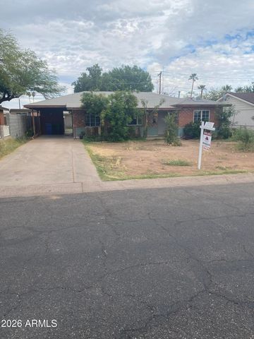 2831 N 33RD Place, Phoenix, AZ 85008