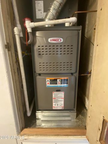 2831 N 33RD Place, Phoenix, AZ 85008