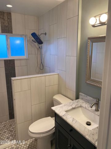 2831 N 33RD Place, Phoenix, AZ 85008