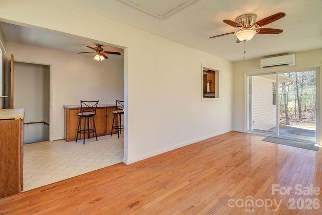 216 Pickens Road, Weaverville, NC 28787
