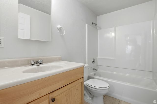 9884 S CASCADE PARK DR, Sandy, UT 84070