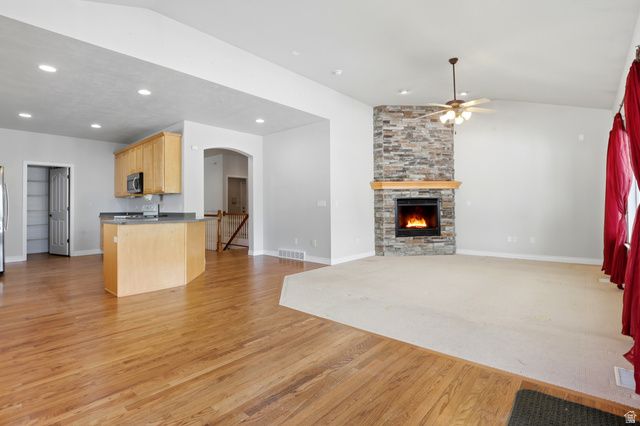 9884 S CASCADE PARK DR, Sandy, UT 84070