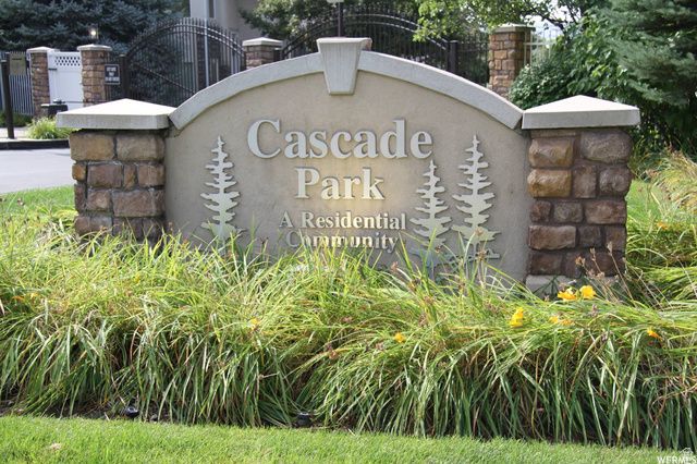 9884 S CASCADE PARK DR, Sandy, UT 84070
