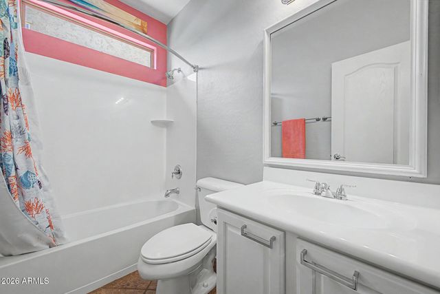 4062 S WAYNE Place, Chandler, AZ 85249