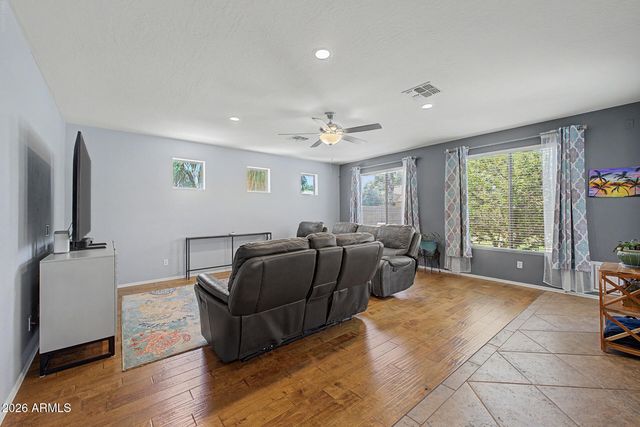 4062 S WAYNE Place, Chandler, AZ 85249