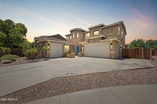 4062 S WAYNE Place, Chandler, AZ 85249