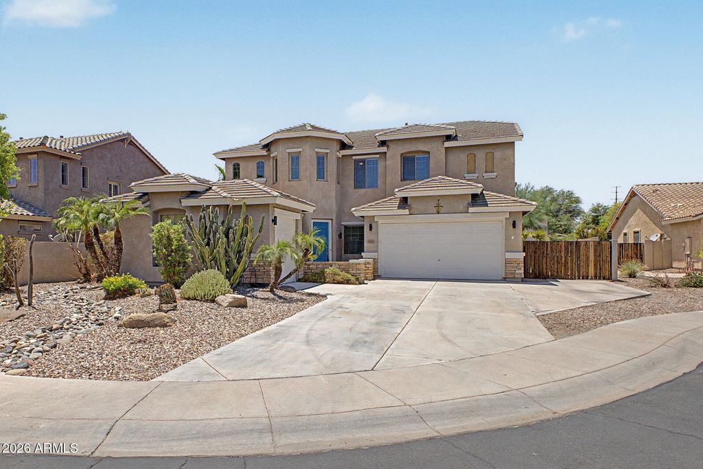 4062 S WAYNE Place, Chandler, AZ 85249
