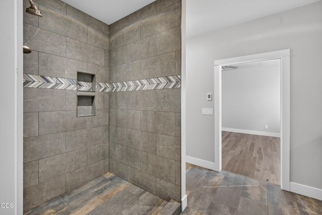 3957 NW 39th Drive, Redmond, OR 97756