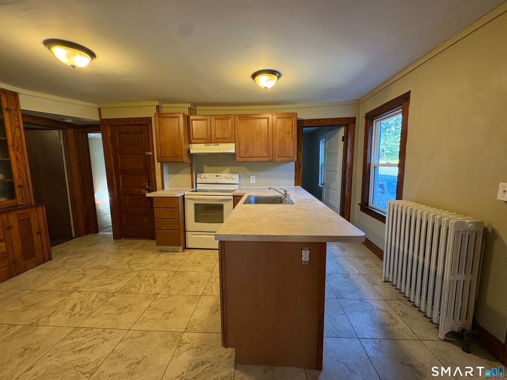 51 Grove Street A, Portland, CT 06480