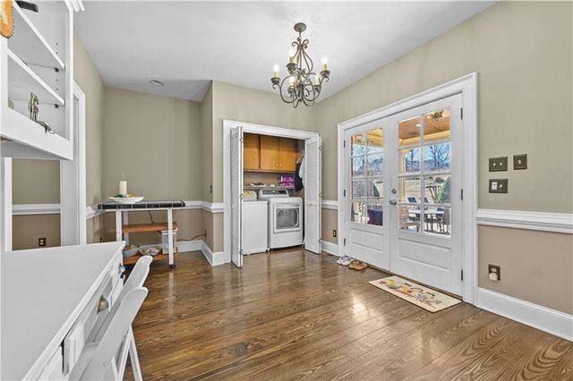 110 Amsterdam SW Drive, Lilburn, GA 30047