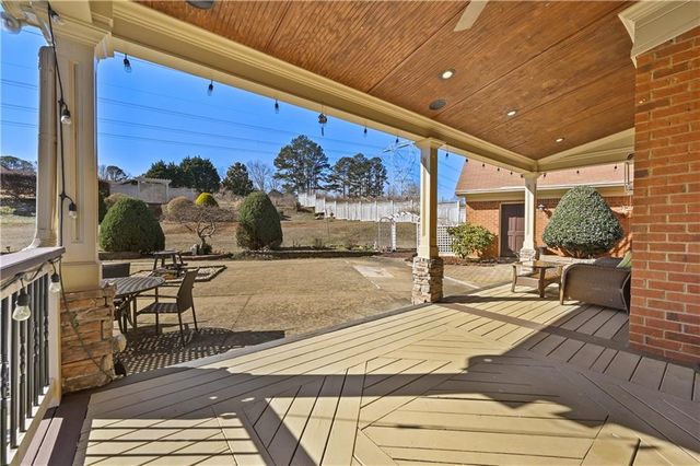 110 Amsterdam SW Drive, Lilburn, GA 30047