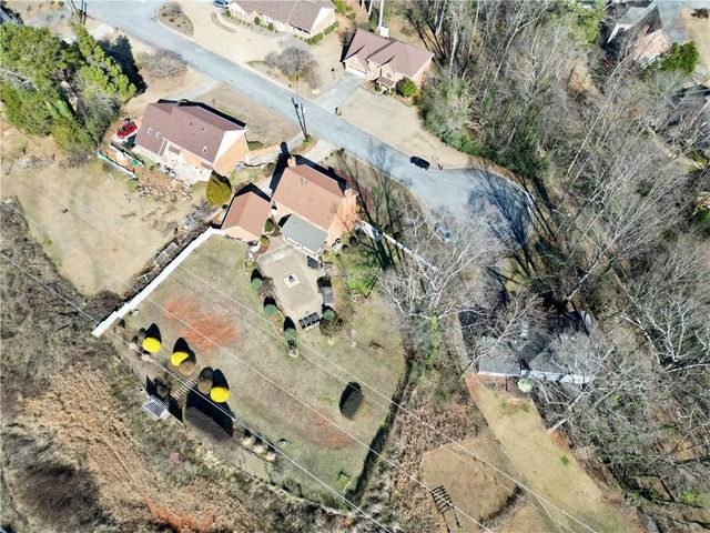 110 Amsterdam SW Drive, Lilburn, GA 30047