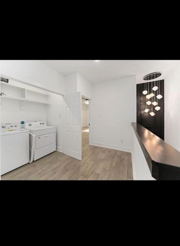 6734 Paris Street A-B, Houston, TX 77021