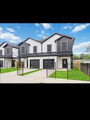 6734 Paris Street A-B, Houston, TX 77021