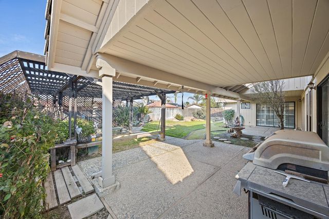 230 W Ash, Hanford, CA 93230