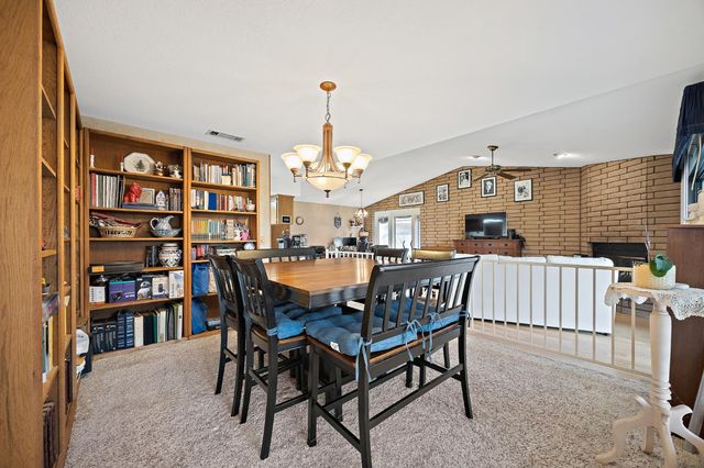 230 W Ash, Hanford, CA 93230