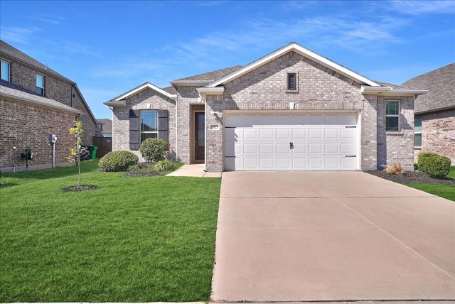 3013 Stallion Trail Way, Aubrey, TX 76227