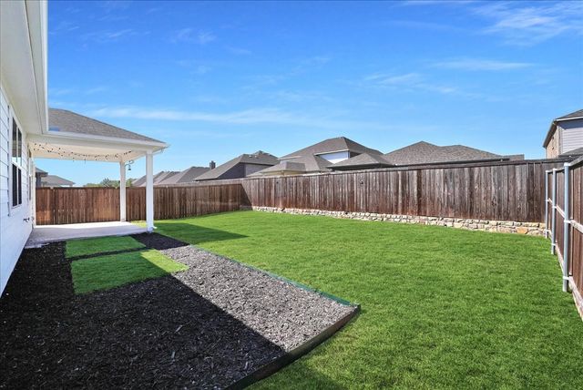 3013 Stallion Trail Way, Aubrey, TX 76227