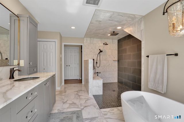 851 South Street, Middlebury, CT 06762