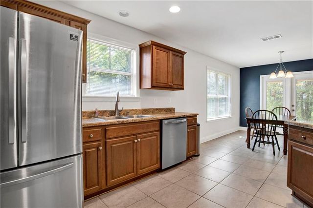 944 Parliament Court, Mobile, AL 36695