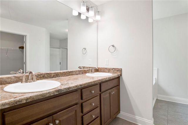 944 Parliament Court, Mobile, AL 36695