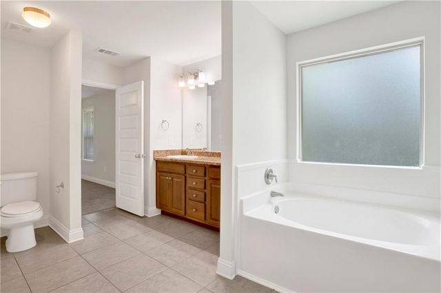 944 Parliament Court, Mobile, AL 36695