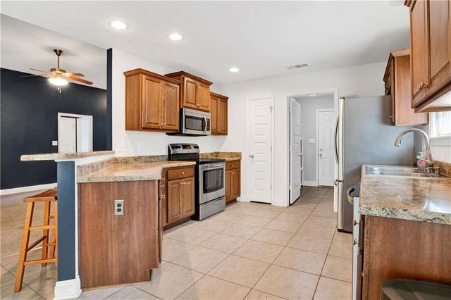 944 Parliament Court, Mobile, AL 36695