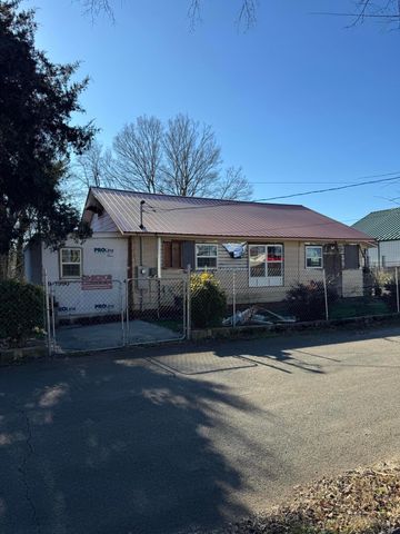 380 4th Street, NE, Cleveland, TN 37311