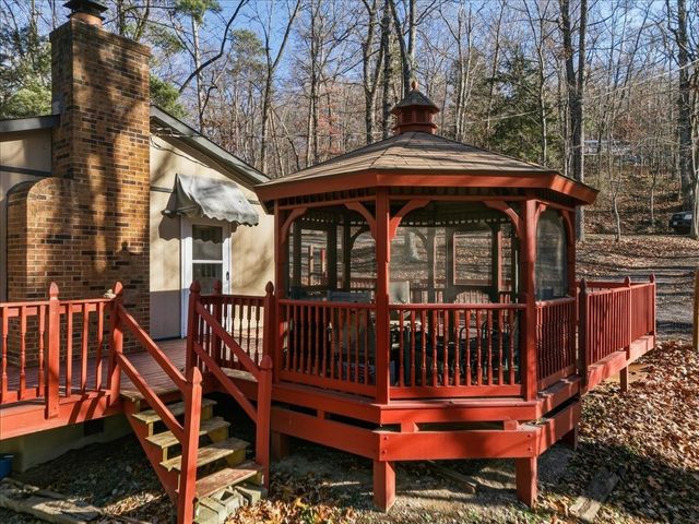 447 BLACKBERRY LN, New Market, VA 22844