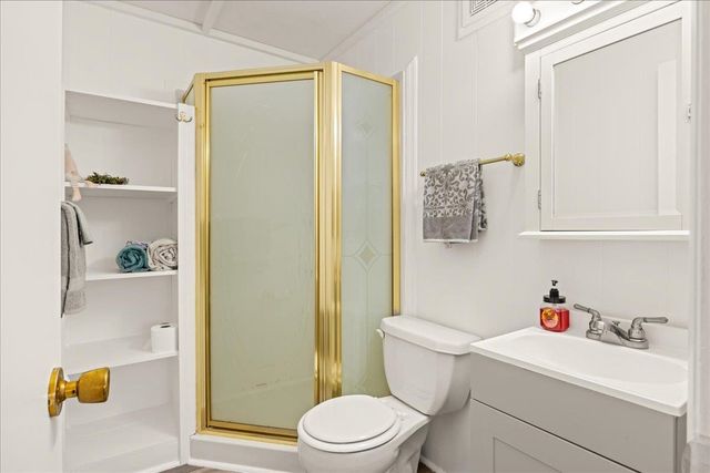 447 BLACKBERRY LN, New Market, VA 22844