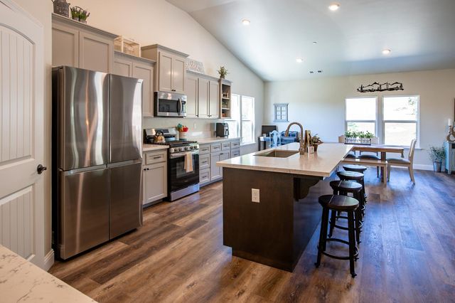 29200 Acorn Court, Coarsegold, CA 93614