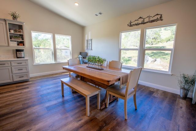 29200 Acorn Court, Coarsegold, CA 93614