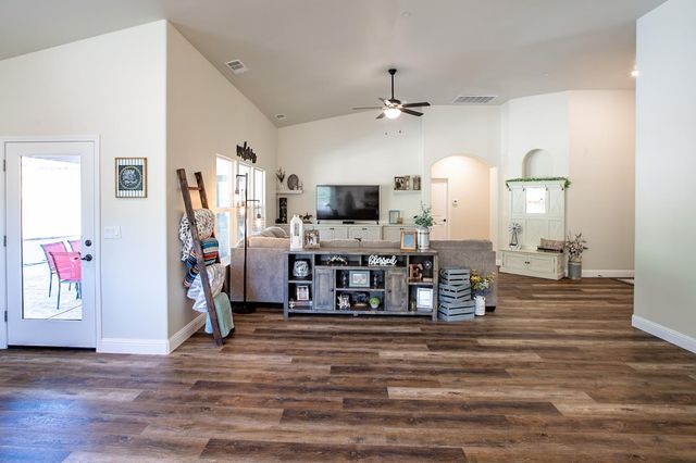 29200 Acorn Court, Coarsegold, CA 93614