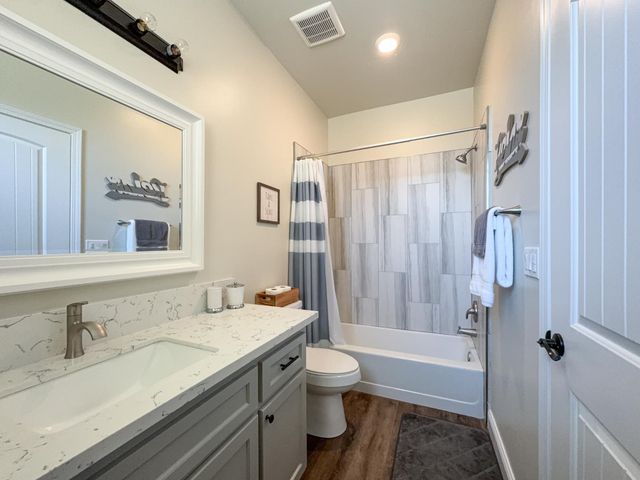 29200 Acorn Court, Coarsegold, CA 93614