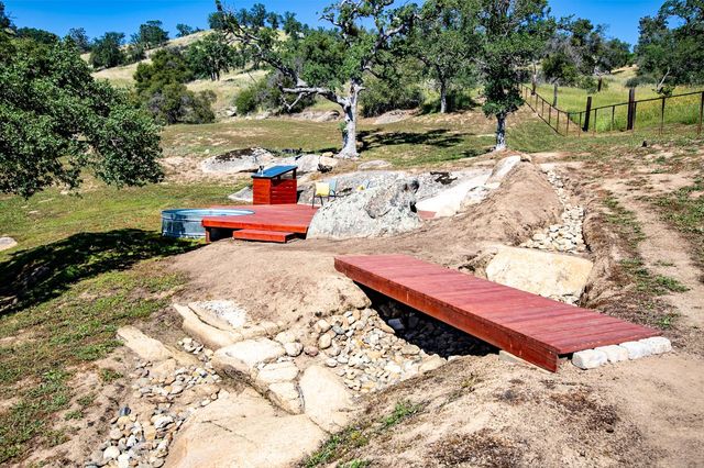 29200 Acorn Court, Coarsegold, CA 93614