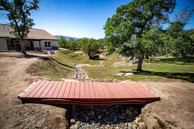 29200 Acorn Court, Coarsegold, CA 93614