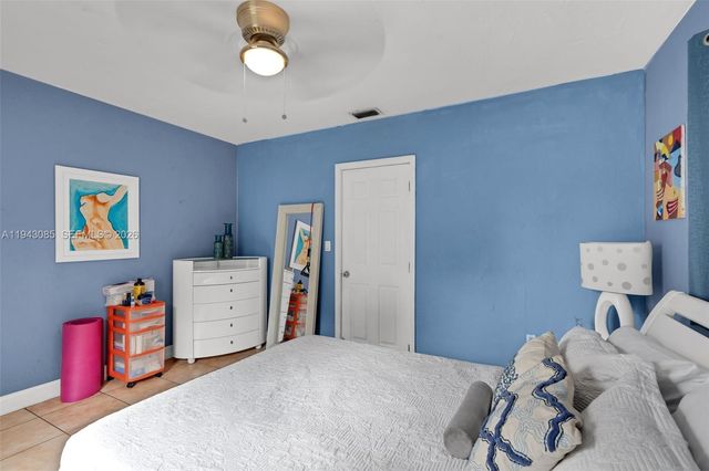 3026 SW 4th St, Miami, FL 33135