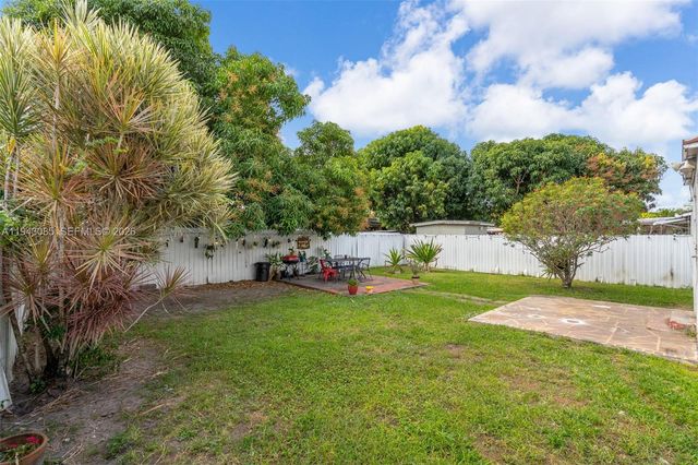 3026 SW 4th St, Miami, FL 33135