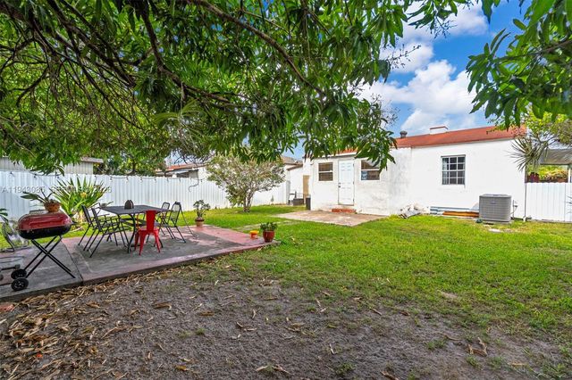 3026 SW 4th St, Miami, FL 33135