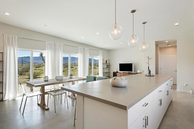 62471 Crestview Drive, Joshua Tree, CA 92252