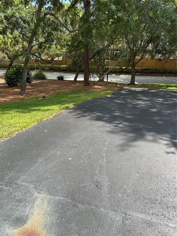1505 LENNOX ROAD E 1505, Palm Harbor, FL 34683