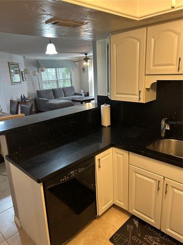 1505 LENNOX ROAD E 1505, Palm Harbor, FL 34683