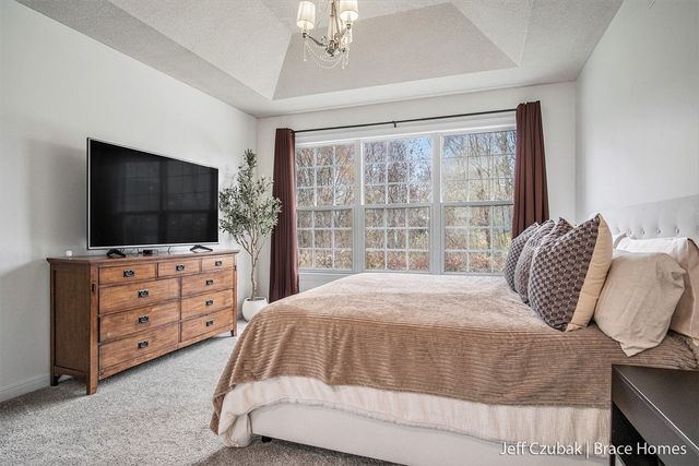 5294 Mccormick Drive, Grandville, MI 49418