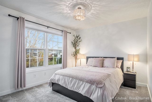 5294 Mccormick Drive, Grandville, MI 49418