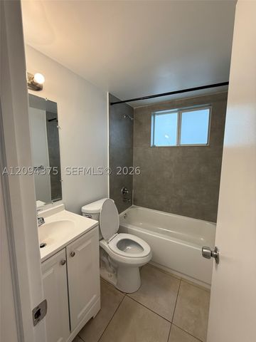 749 NW 60th St 3, Miami, FL 33127