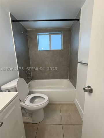 749 NW 60th St 3, Miami, FL 33127