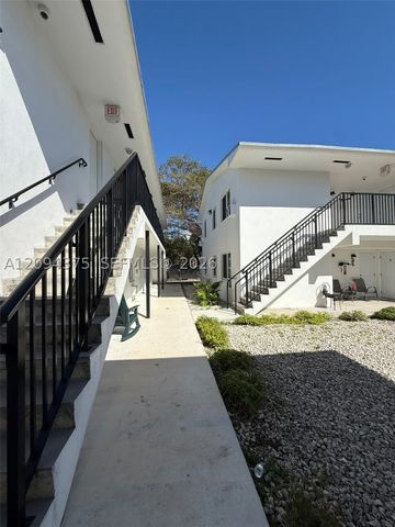 749 NW 60th St 3, Miami, FL 33127
