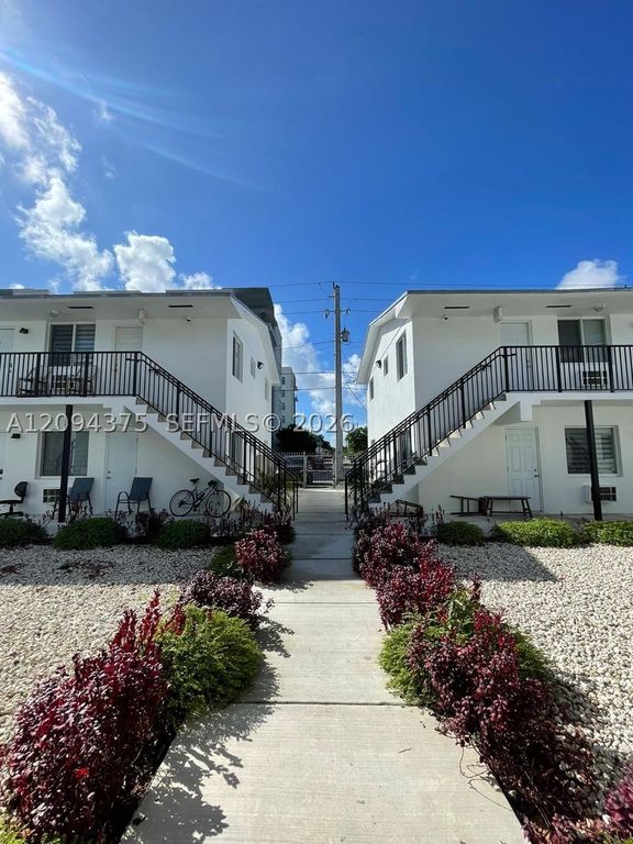 749 NW 60th St 3, Miami, FL 33127
